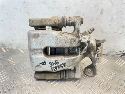 Лот: 25112160. Фото: 1. суппорт тормозной Opel Astra L69. Тормозная система