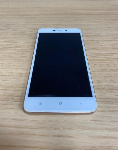Лот: 15247776. Фото: 1. Xiaomi Redmi 4A 32Gb Gold (Б/У... Смартфоны