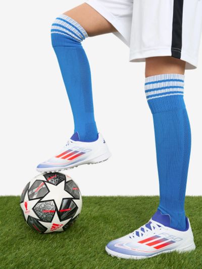 Лот: 24286588. Фото: 1. Бутсы для мальчиков adidas F50... Кеды, кроссовки