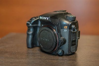 Лот: 14562966. Фото: 1. Sony a77 body. Цифровые зеркальные