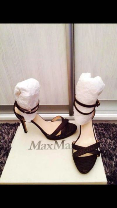 Лот: 7815105. Фото: 1. "Max Mara" оригинальные босоножки. Босоножки