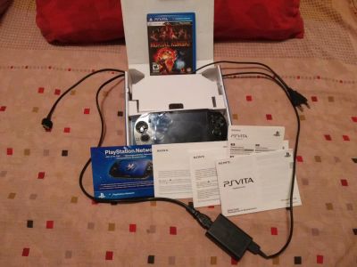 Лот: 4892455. Фото: 1. Продам PS Vita в отличном состоянии... Игровые приставки, консоли