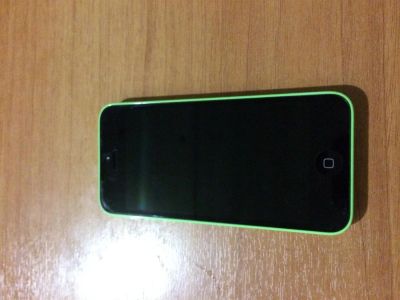 Лот: 3650648. Фото: 1. iPhone 5c green 32gb. Смартфоны