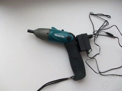 Лот: 556688. Фото: 1. отвертка ак.makita 4.8. Электроинструмент