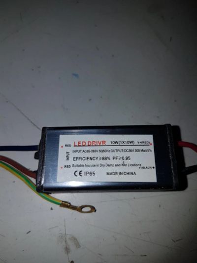 Лот: 10819224. Фото: 1. 10W 36V блок питания новый.магазин... Зарядные устройства, блоки питания для бытовой техники