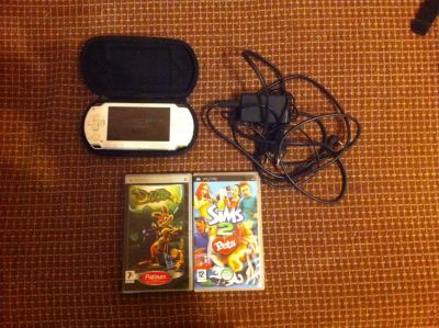 Лот: 6024973. Фото: 1. PSP 1008 2gb Прошитая. Игровые приставки, консоли