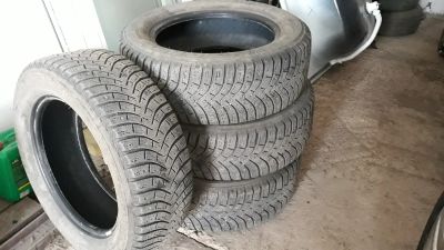 Лот: 14838329. Фото: 1. Шины Michlen 225/60 r17 зимние. Шины