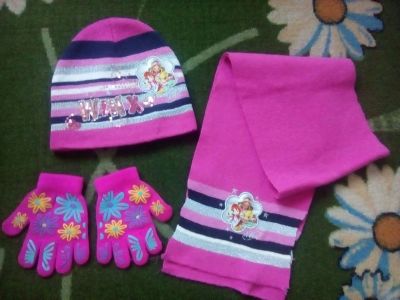Лот: 11951834. Фото: 1. шапка + шарф +перчатки для девочки. Головные уборы