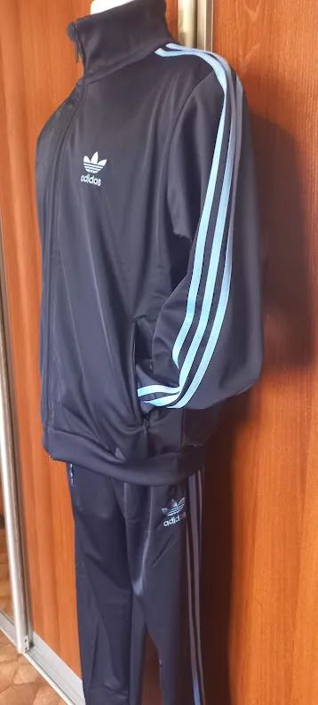 Лот: 20286791. Фото: 1. Спортивный костюм adidas Феникс... Спортивные костюмы