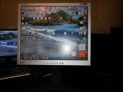 Лот: 3724803. Фото: 1. ЖК Монитор LG Flatron L1910P 19дюймов. ЖК-мониторы