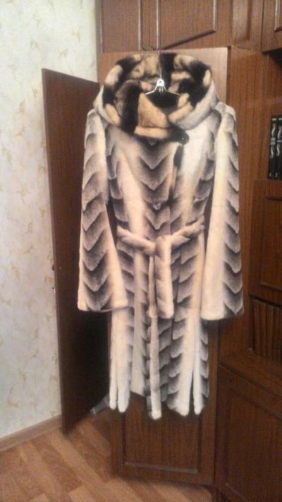 Лот: 10371229. Фото: 1. шуба. Верхняя одежда