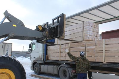 Лот: 8661955. Фото: 1. Палетные вилы на фронтальный погрузчик. Промышленное
