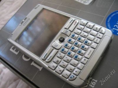Лот: 1737421. Фото: 1. Nokia E61-1 + Apple iphone 3g... Кнопочные мобильные телефоны