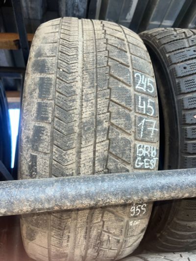 Лот: 25049896. Фото: 1. (1шт)245-45-17 Bridgestone VRX. Шины