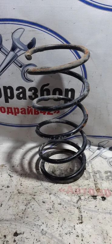 Лот: 21717370. Фото: 1. пружина Ford Focus DFW. Двигатель и элементы двигателя