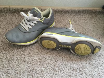 Лот: 7297886. Фото: 1. Кроссовки reebok р 39, маломерки... Кеды, кроссовки, слипоны