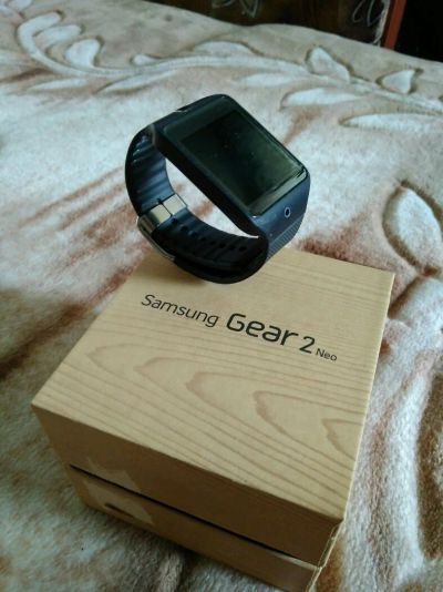 Лот: 9657380. Фото: 1. Samsung gear 2 neo. Смарт-часы, фитнес-браслеты, аксессуары