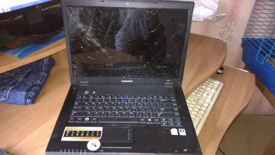 Лот: 4941998. Фото: 1. ноутбук самсунг модель NP-R60Y... Ноутбуки