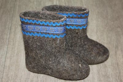 Лот: 3545541. Фото: 1. Валеночки на малыша или малышку. Валенки, угги, унты
