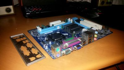 Лот: 13322984. Фото: 1. Материнская плата №3 Gigabyte... Материнские платы