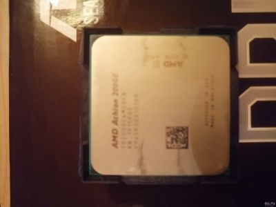 Лот: 18172878. Фото: 1. Процессор AMD Athlon 200ge. Процессоры