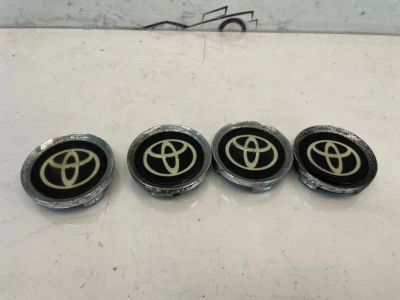 Лот: 24670430. Фото: 1. колпачок диска toyota corolla... Двигатель и элементы двигателя