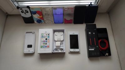 Лот: 15415924. Фото: 1. iPhone 5S, 32GB, iOS 12, белый... Смартфоны