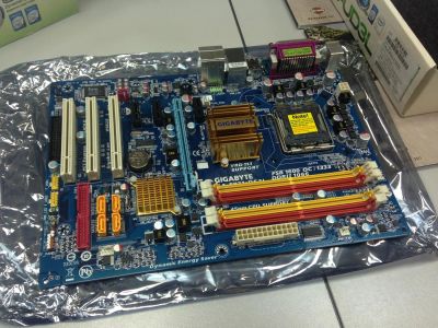 Лот: 8847623. Фото: 1. Материнская плата Gigabyte GA-EP31-DS3L... Материнские платы