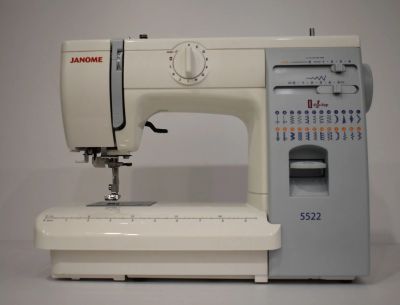 Лот: 19983826. Фото: 1. Швейная машинка Janome 5522. Швейная, вязальная