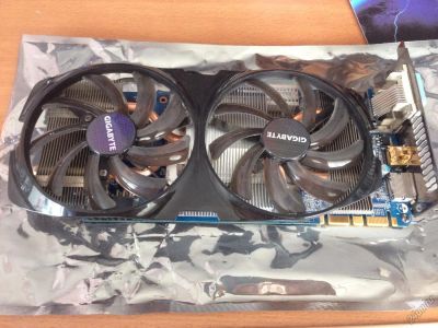 Лот: 6160649. Фото: 1. Мощная игровая видеокарта Gigabyte... Видеокарты