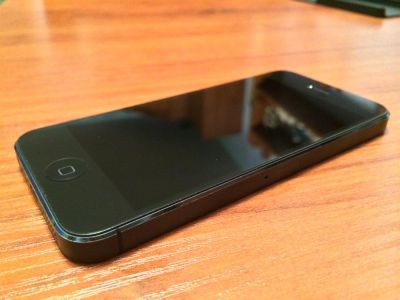 Лот: 3678237. Фото: 1. iPhone 5 Black 16gb !!!СрочнО... Смартфоны