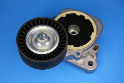 Лот: 18745909. Фото: 1. Натяжитель ремня Toyota 1UR 2UR... Двигатель и элементы двигателя