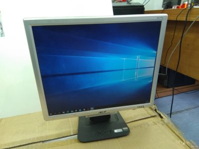 Лот: 17131250. Фото: 1. Монитор Acer. Другое (компьютеры, оргтехника, канцтовары)