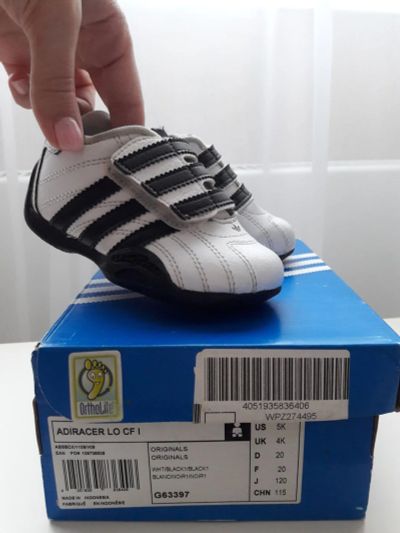 Лот: 9188790. Фото: 1. Кроссовки adidas. Кеды, кроссовки