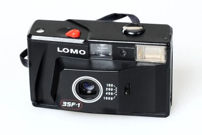 Лот: 19572714. Фото: 1. Фотоаппарат Ломо 35F-1. Плёночные компактные