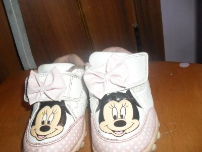 Лот: 5298793. Фото: 1. кросовки для девочки. Кеды, кроссовки