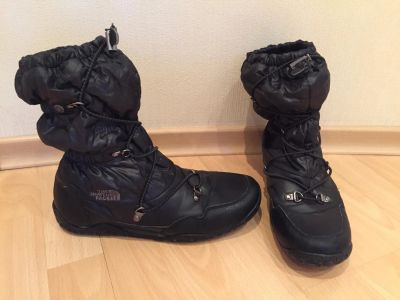 Лот: 9058431. Фото: 1. Ботинки The North Face. Ботинки, полуботинки