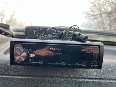 Лот: 19665007. Фото: 1. Магнитола Pioneer MVH X 580 BT. Автомагнитолы