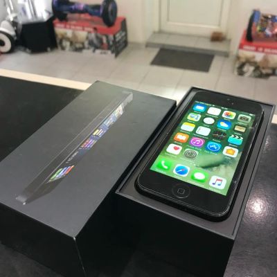 Лот: 11619917. Фото: 1. iPhone 5 16Gb б/у черный. Смартфоны