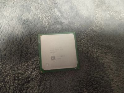 Лот: 25635886. Фото: 1. Процессор Intel '02 celeron 1... Процессоры