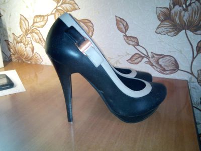 Лот: 7109311. Фото: 1. Туфли р-р 39. Туфли