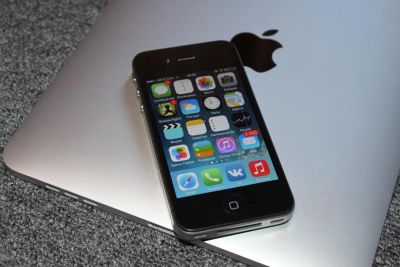 Лот: 4256661. Фото: 1. Apple iPhone 4 8gb Полный комплект... Смартфоны