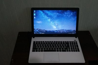 Лот: 12614679. Фото: 1. ноутбук Asus X501A полный комплект. Ноутбуки