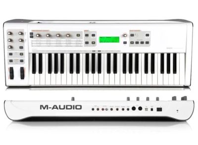 Лот: 3966664. Фото: 1. Venom M-Audio синтезатор. Клавишные