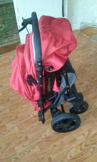 Лот: 8676933. Фото: 1. Коляска peg perego uno. Коляски