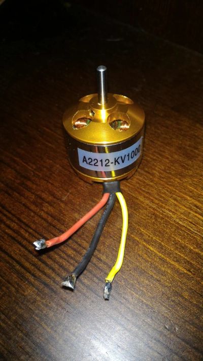 Лот: 9951189. Фото: 1. Бесколлекторный мотор A2212 1000KV. Квадрокоптеры