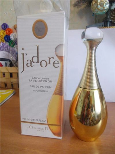 Лот: 5843757. Фото: 1. J`adore Life is Gold от Dior 100мл... Женская парфюмерия