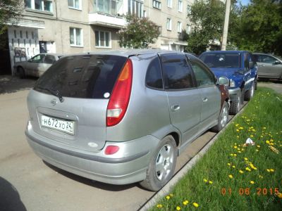 Лот: 4818557. Фото: 1. Nissan Tino 1999г без документов... Авто в разбор