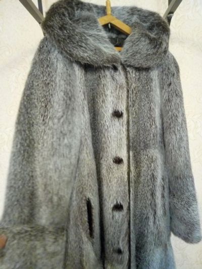Лот: 12339252. Фото: 1. шуба. Верхняя одежда