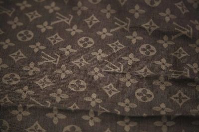 Лот: 5275776. Фото: 1. Платок louis vuitton(№2). Накидки, шали, палантины